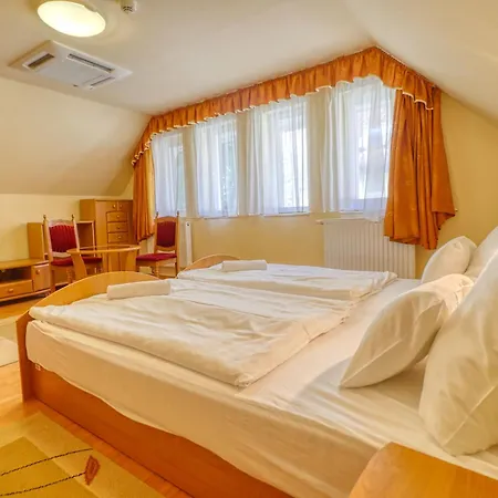 Hotel apartamentowy Park Apartmanhaz Szilvásvárad